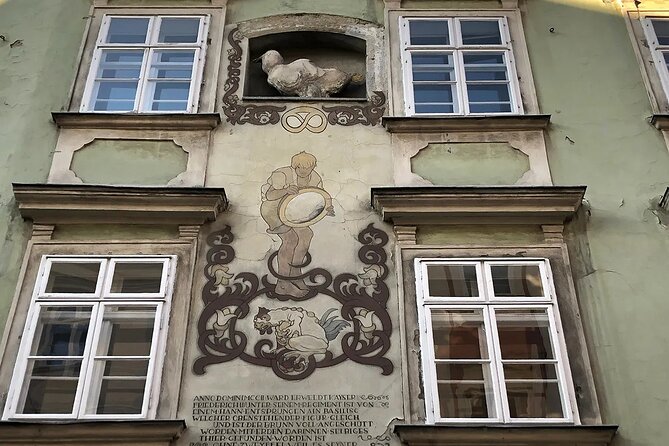 Private Spooky Vienna Ghost Tour - Habsburg burial rituals: royal power with a creepy edge