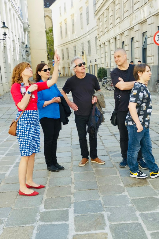 Private Spooky Vienna Tour - Stop by Stop: What Your 1.5 Hours Feel Like