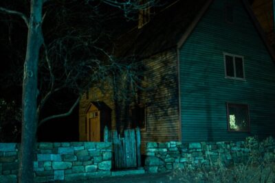 Salem Booze and Brews Haunted Pub Crawl by US Ghost Adventures - Stop 1 at 87 Washington St: The Bar Stories Start With Smashed Glass