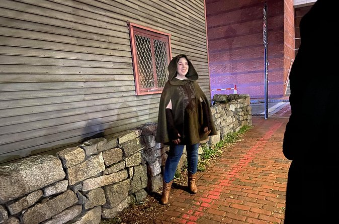 Salem's Spooky Spectres Walking Ghost Tour - Rain, crowds, and your best practical tips