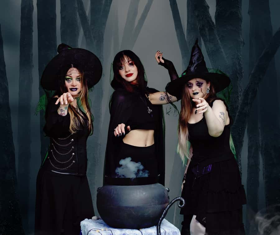 Salem: Ultimate Dead of Night Walking Ghost Tour - Pacing and distance: why the hour feels just right