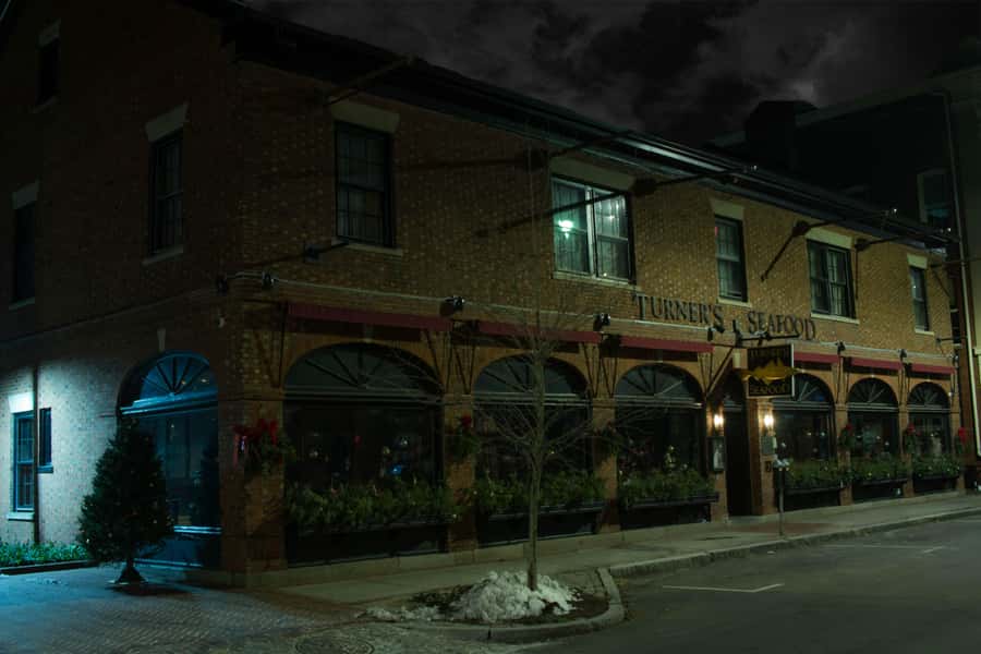 Salem: Ultimate Dead of Night Walking Ghost Tour - Proctor’s Ledge and the Lady in White