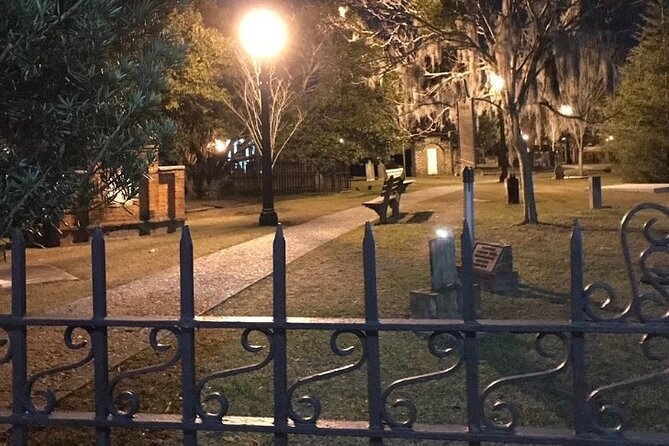 Savannah Ghostwalker Tour and Ghost Hunt - Colonial Park Cemetery to Oglethorpe Square: Six Stops That Map to Real Lore