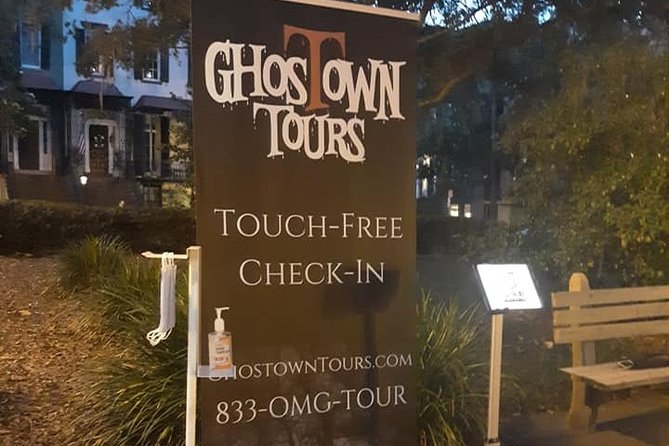Savannah Psychic Guided Ghost & Cemetery Tour - What this Savannah night ghost tour really is