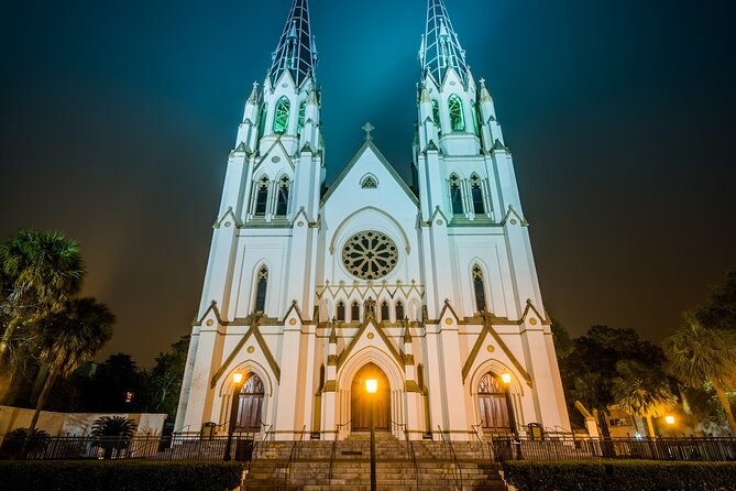 Savannah's Local Lore Ghost Tour - Stop 2: Savannah Paranormal Museum and its artifact-style questions