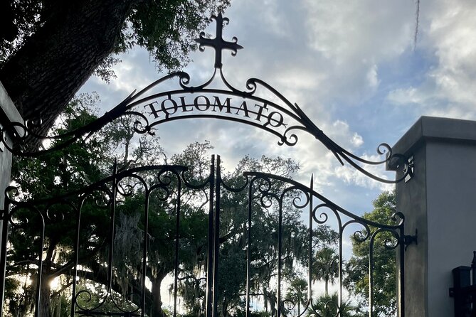 Self-Guided Haunted Ghost Walking Audio Tour in St. Augustine - How the WalknTours Audio Works (And How to Make It Smooth)
