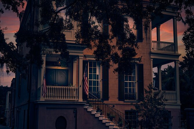 Sixth Sense Savannah Ghost Tour - Clary’s Cafe on Abercorn St: starting the night the right way