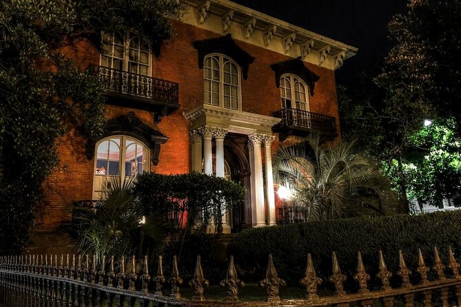 Spirits and Scoundrels Adults Only Savannah Ghost Tour | 10pm - Why a 10pm adults-only ghost walk hits differently