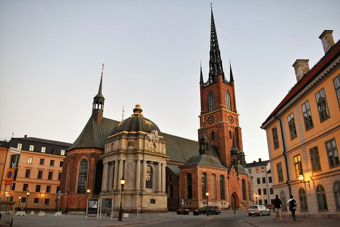 Stockholm Ghost Hunt: Self-Guided Tour and Puzzle Adventure - How the Phone App Adventure Works (and How to Use It Well)
