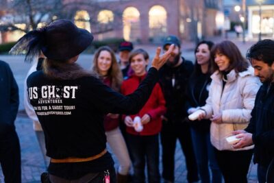 Stuart Ghost Tour: Sinister Sins & Shadows Ghost Tour - How the Guide and Style Shape Your Experience