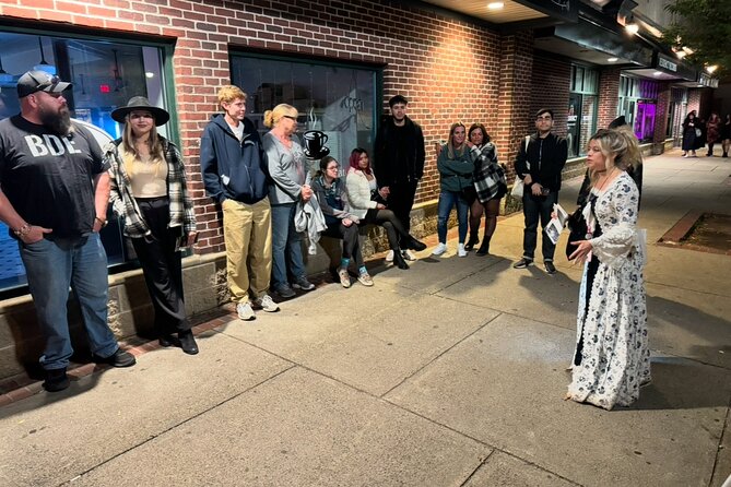 The Ghost Walk. Tortured Souls of Salem - What the guide experience feels like (Alina’s kind of storytelling)