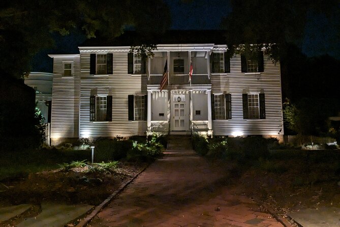 The Original Raleigh Ghost Walk - One hour of ghost stories: how the timing keeps it fun