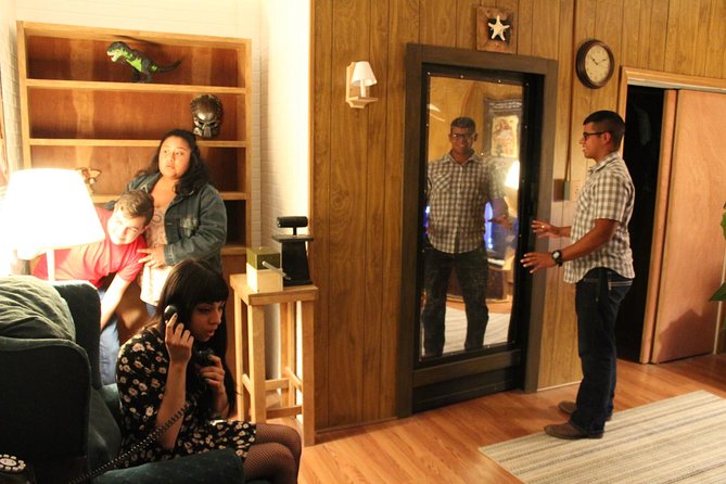 The Other Side: Paranormal Theme Escape Room by Extreme Escape San Antonio - The 1984 Story You’re Actually Solving
