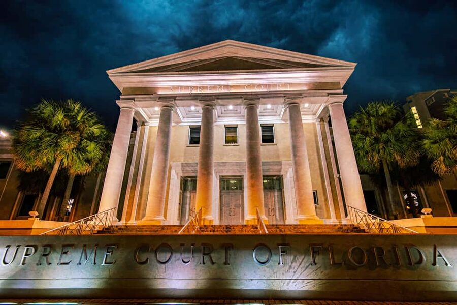 Treacherous Tallahassee Ghost Tours - Meeting point outside Florida Taxwatch Inc.: easy start, lantern-ready