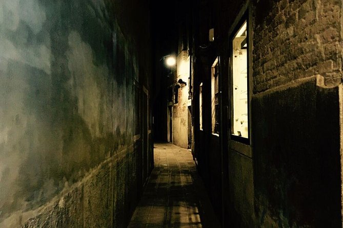 Venice Ghost Stories, Legends and Anecdotes Tour - Bovolo Staircase and Contarini Palace: the spiral that steals the show