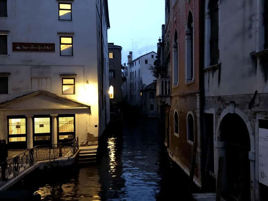 Venice Ghost Tour: Haunted Palaces & Secret Canals - Campo San Giovanni e Paolo: where haunted lore meets real architecture