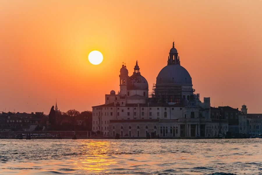 Venice: The Ghost & Legends Walking Tour - Castello after dark: where doges and drama live