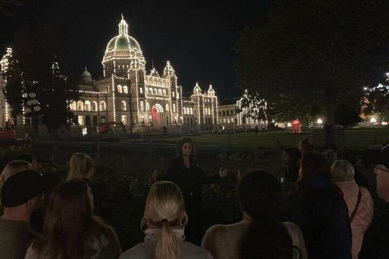 Victoria: Ghost Tour of Old Town and Bastion Square - Walking the haunted parts of Victoria’s Old Town