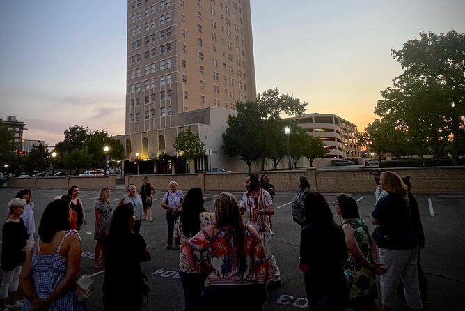 Waco's Haunts and Legends Mobile Ghost Tour - Weather, Timing, and the Reality of a Two-Hour Listing