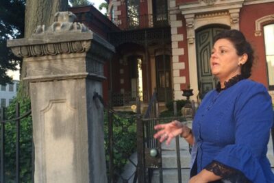 Walking Ghost Tour in Louisville - Old City Jail (Jefferson County Jail): 1905 stone and prison tales