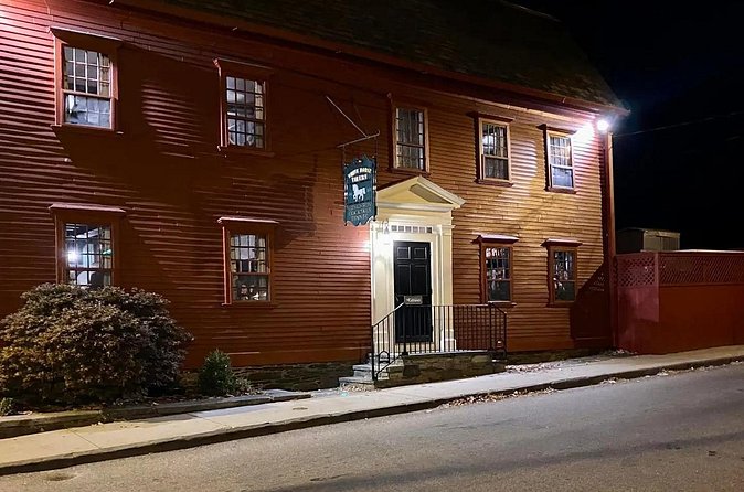 Walking Ghost Tour Through Newport RI - Price and value: $23 for a guided night you can actually finish