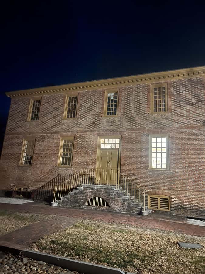 Williamsburg: Dead of Night Tour with Paranormal Equipment - Jail House: Stories of Unexplained Sounds and Cold Air