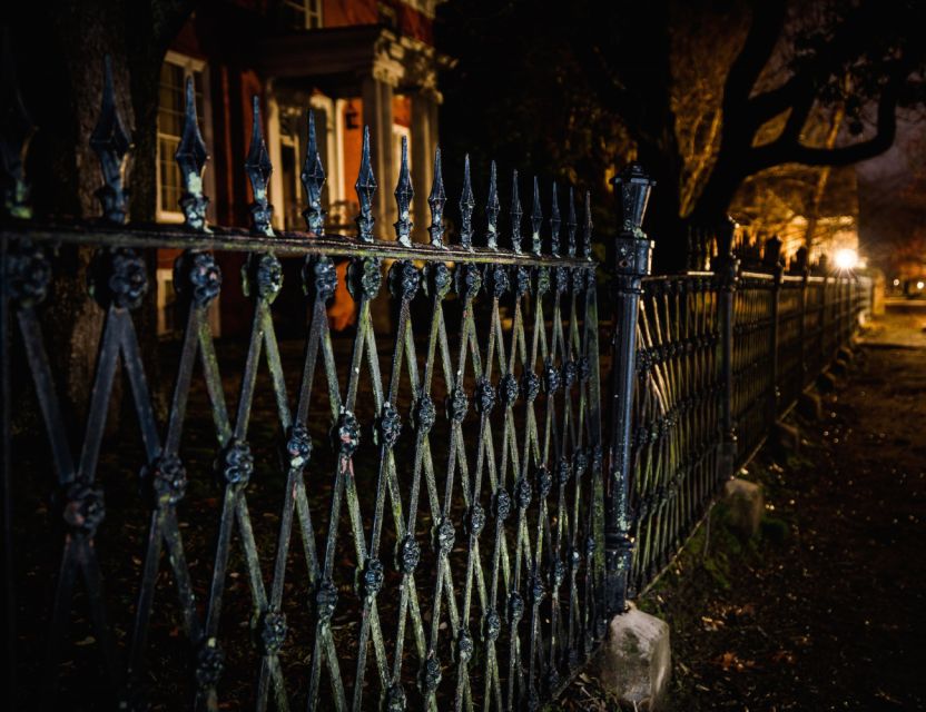 Williamsburg: Echoes of Twilight Late-Night Ghost Tour - Price and value: what $30 buys you in 2 hours